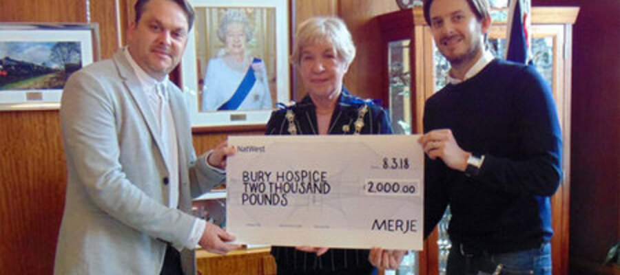 Merje Mayor Cheque Forweb 1024x686