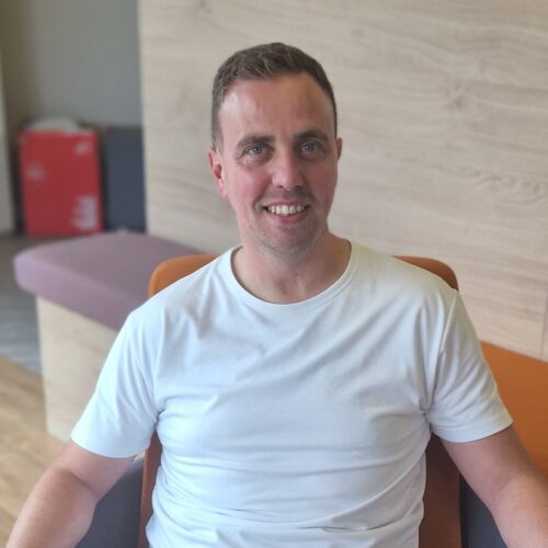 Neil Johns | Customer Contact, Operations, Business Change & Transformation Recruitment Consultant | MERJE